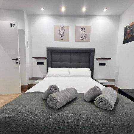 Ilustre Rooms مالقة المظهر الخارجي الصورة