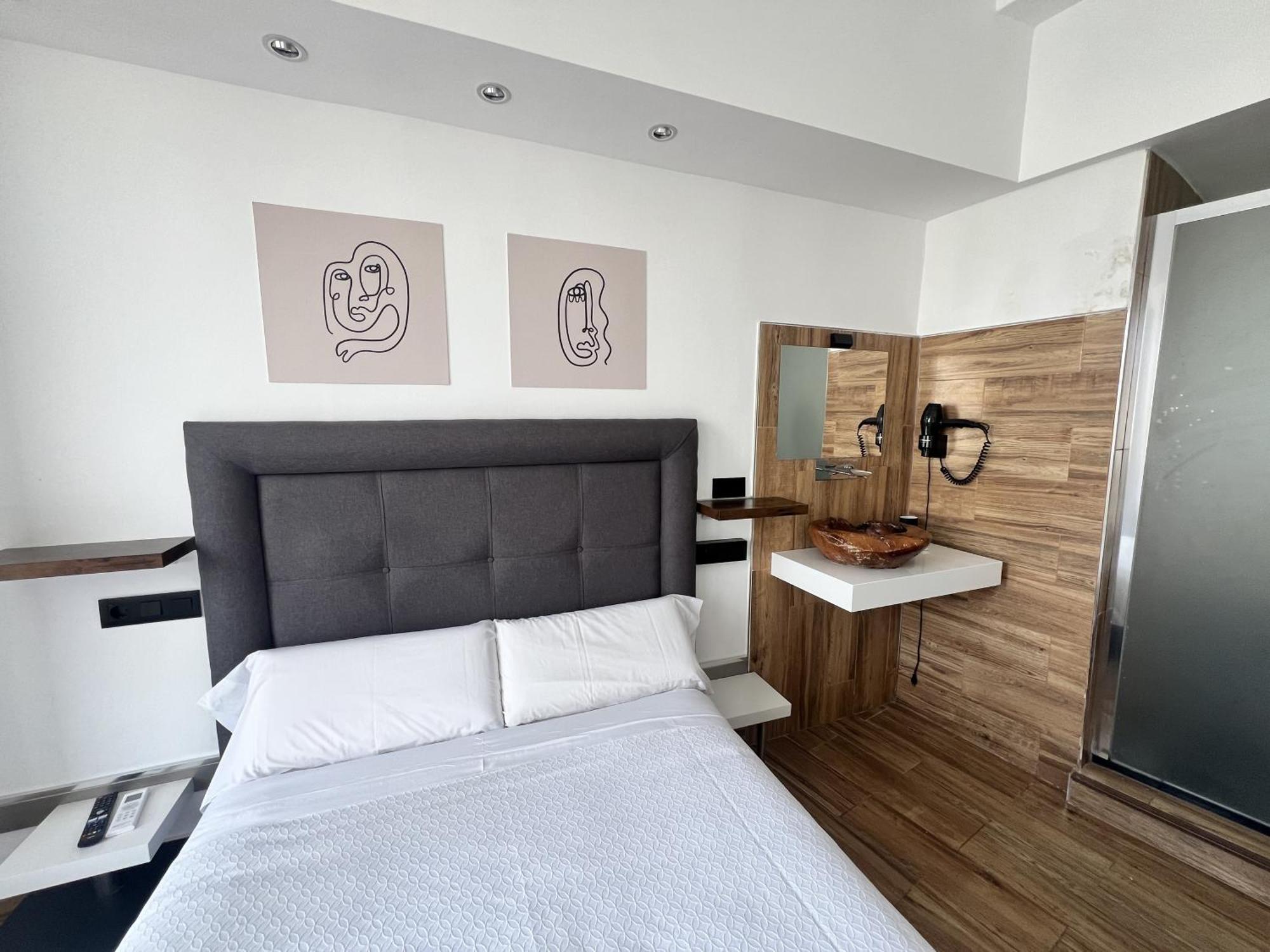 Ilustre Rooms مالقة المظهر الخارجي الصورة