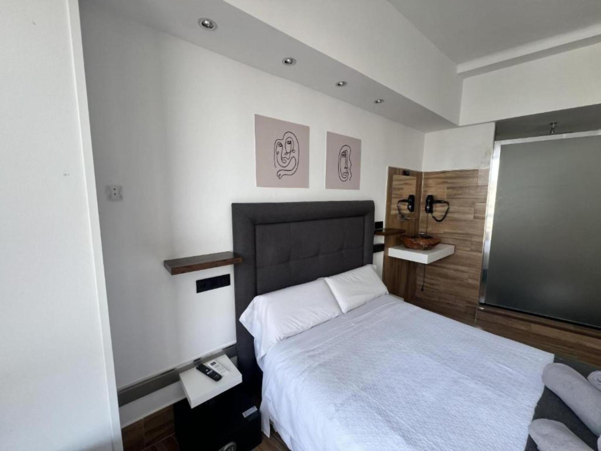 Ilustre Rooms مالقة المظهر الخارجي الصورة